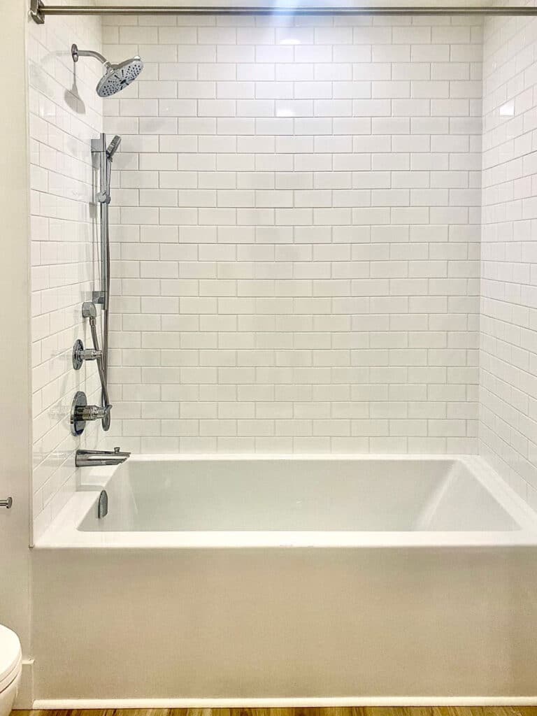 The Wellington Apartments. - View Of A Bathroom Shower Enclosure